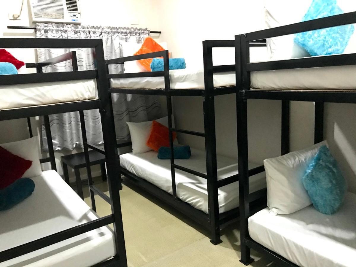 Halfway House Hostel Mactan Cebu Airport Lapu-Lapu City Kültér fotó