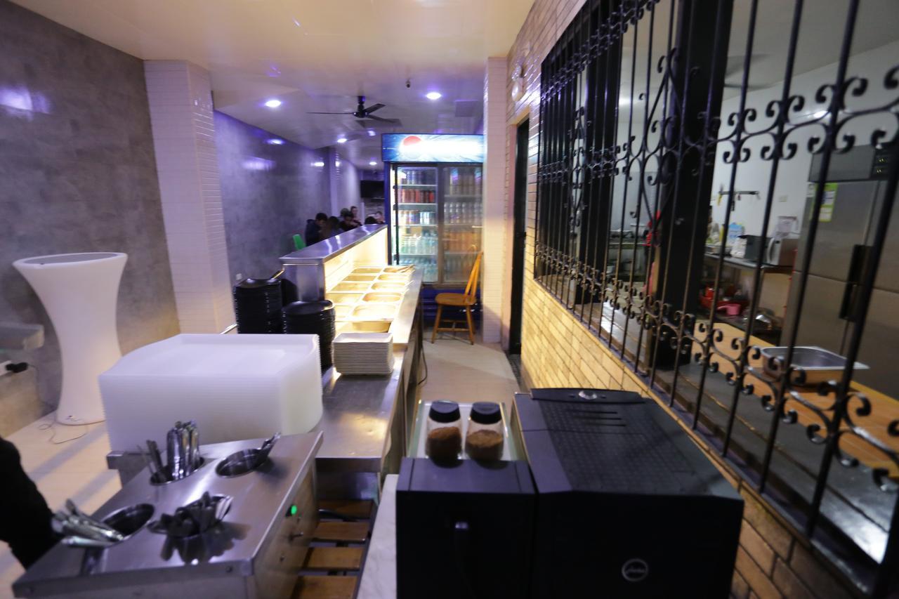 Halfway House Hostel Mactan Cebu Airport Lapu-Lapu City Kültér fotó