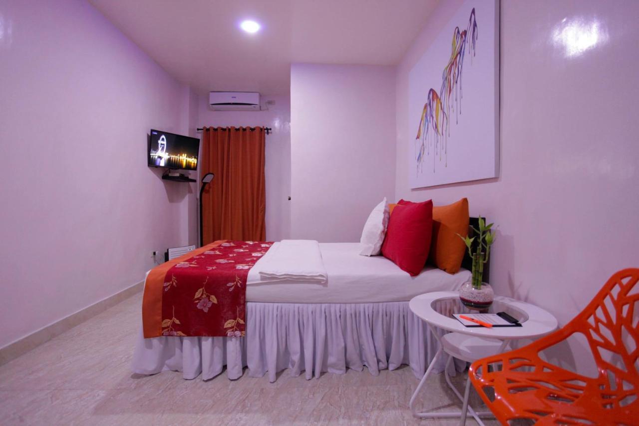 Halfway House Hostel Mactan Cebu Airport Lapu-Lapu City Kültér fotó