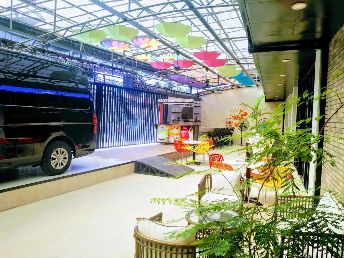Halfway House Hostel Mactan Cebu Airport Lapu-Lapu City Kültér fotó