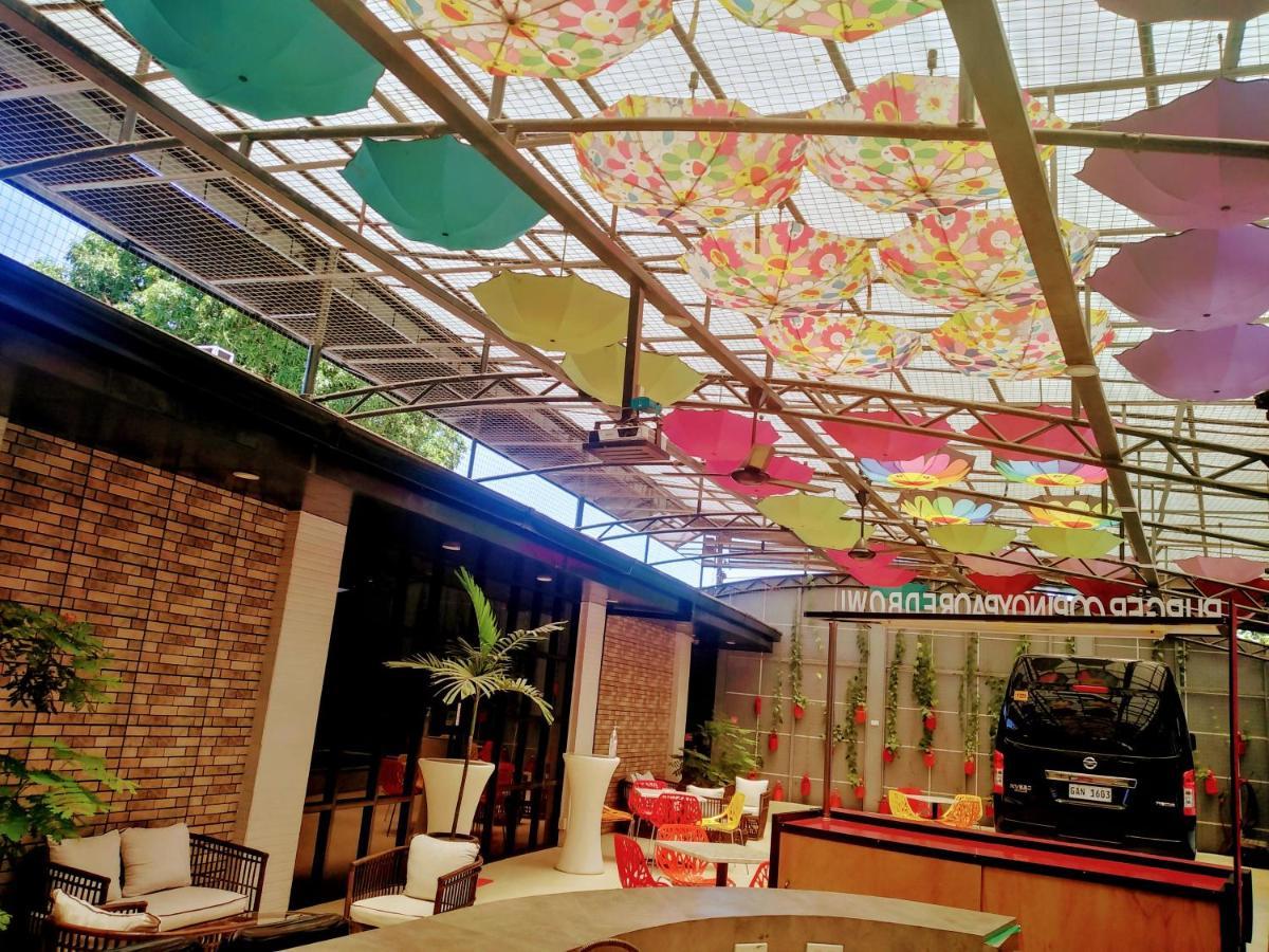 Halfway House Hostel Mactan Cebu Airport Lapu-Lapu City Kültér fotó